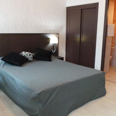 Hotel La Renaissance Cherbourg-en-Cotentin Zewnętrze zdjęcie
