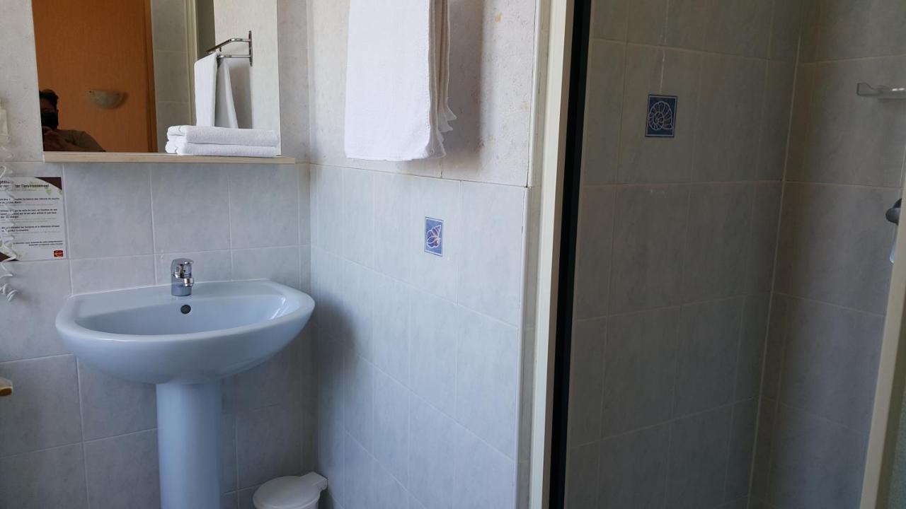 Hotel La Renaissance Cherbourg-en-Cotentin Zewnętrze zdjęcie