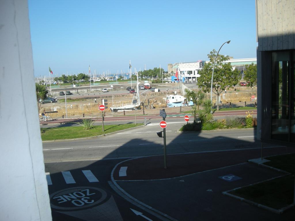 Hotel La Renaissance Cherbourg-en-Cotentin Pokój zdjęcie