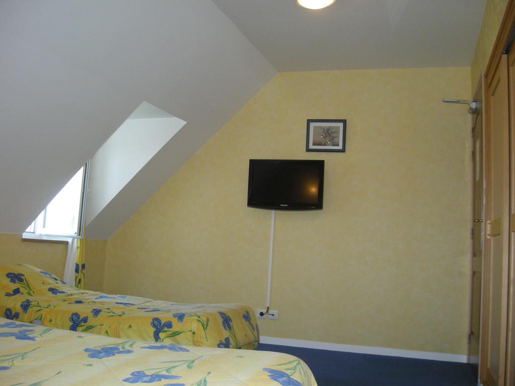 Hotel La Renaissance Cherbourg-en-Cotentin Pokój zdjęcie