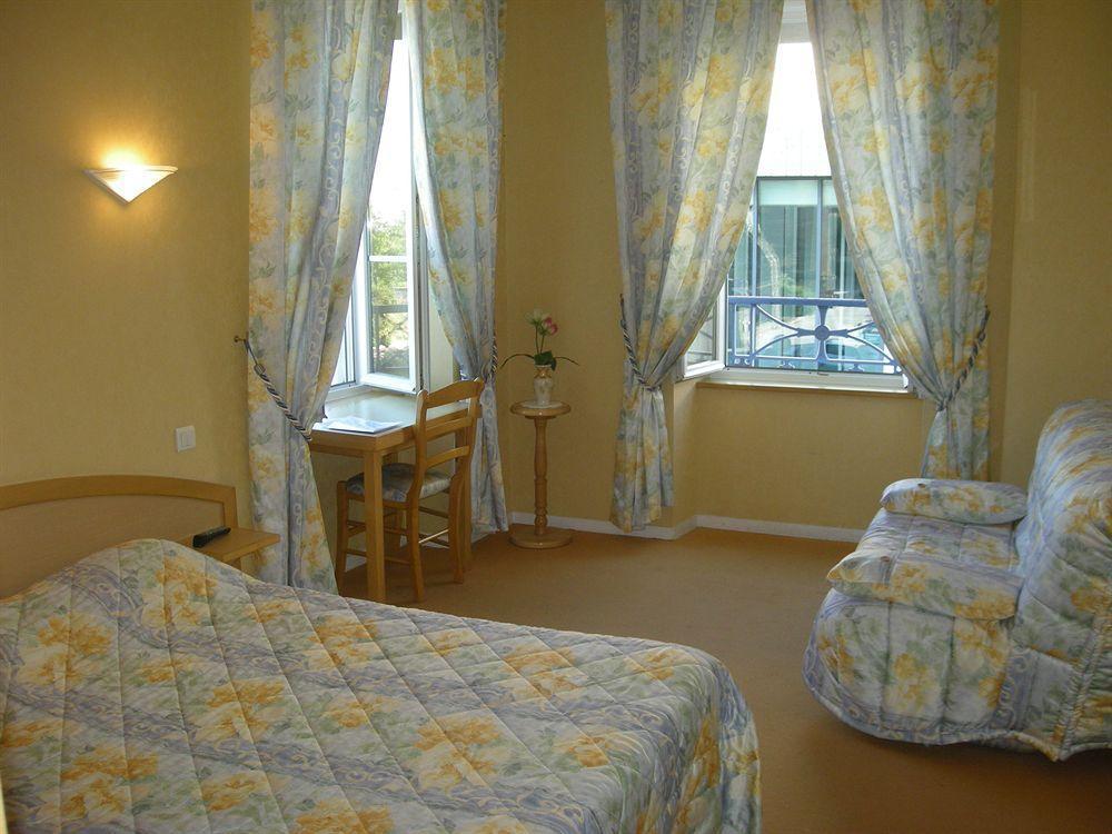 Hotel La Renaissance Cherbourg-en-Cotentin Zewnętrze zdjęcie